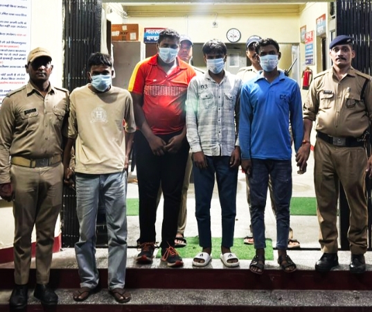 तीन हजार देकर कराया  पड़ोसी पर हमला विवाद में वकील ने रची साजिश,