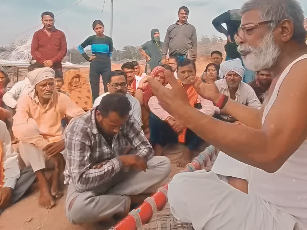 22 साल की भगोड़ी, 1 लाख फॉलोअर्स और मंत्रियों का आशीर्वाद... आखिर कौन है ये 'काली सरकार'?