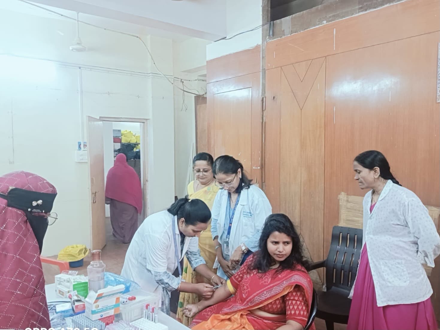 नगर निगम कर्मचारियों की स्वास्थ्य जांच; मुख्यालय में अधिकारियों और कर्मचारियों के लिए स्वास्थ्य और रक्त परीक्षण शिविर सफलतापूर्वक हुआ संपन्न; 89 लोगों की शारीरिक जांच और 72 लोगों का किया गया रक्त परीक्षण