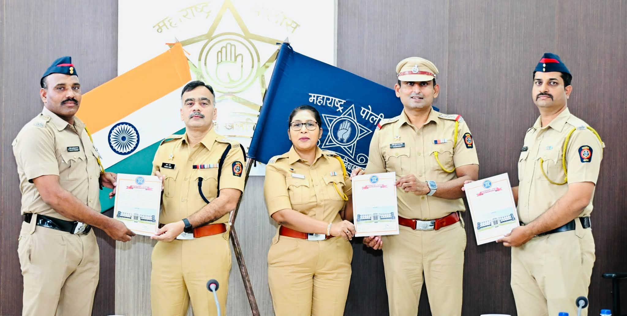 मिरज के महात्मा गांधी चौक पुलिस थाने का हुआ सन्मान; पुलिस अधीक्षक तुषार दोषी ने कि सराहना